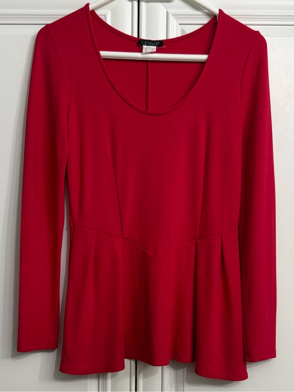 VENUS Red Long-Sleeve Scoop Neck Peplum Blouse Christmas Holidays Career Size M